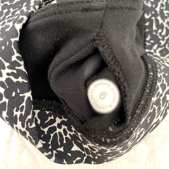 LULULEMON- Energy Bra Nigh Neck- Bra/6 - Picture 7 of 7